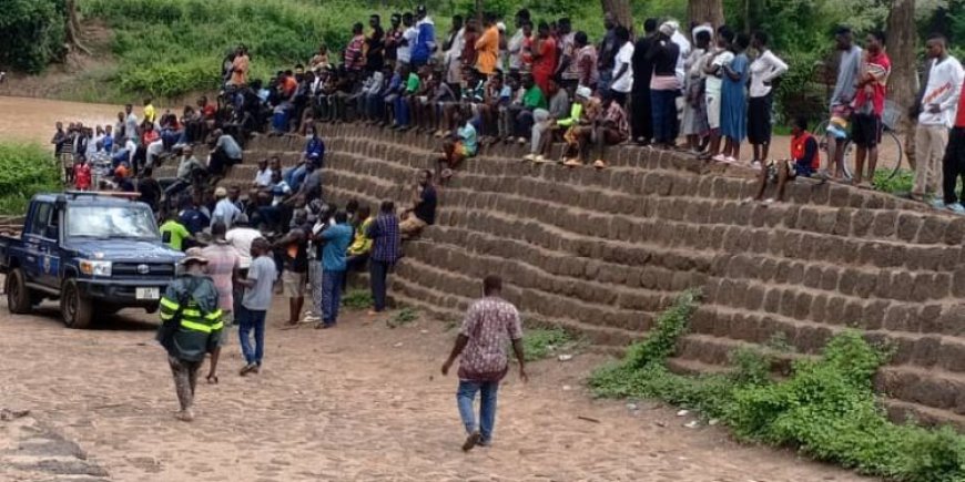 7 People Dead, 3 Others Survive After Lawra SHS Students’ Canoe Overturned On Black Volta
