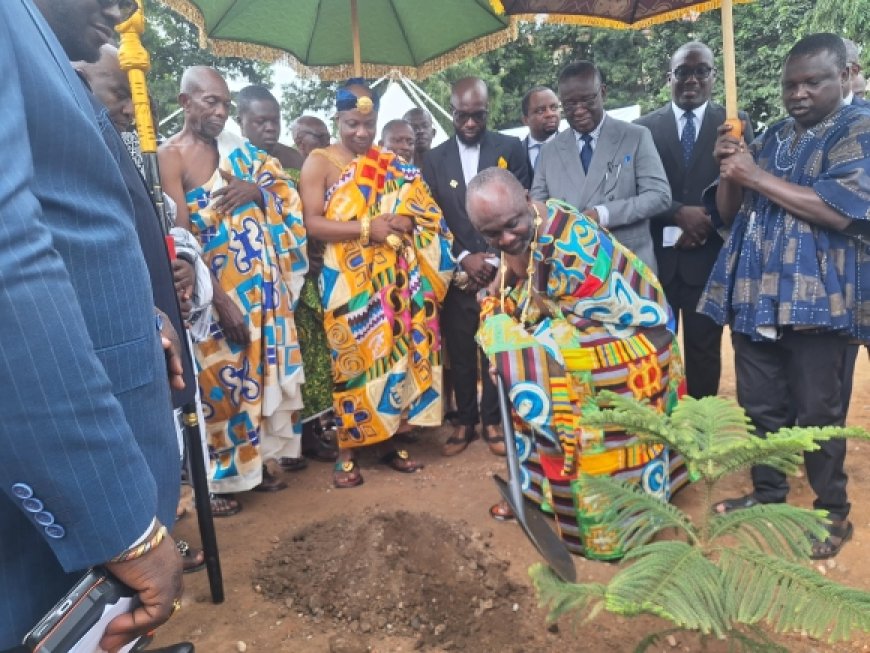 Asantehene Hands Over Land For Construction Of Ghana School Of Law Campus In Kumasi