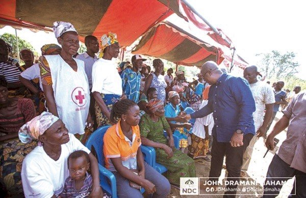 Mahama visits Upper East flood victims