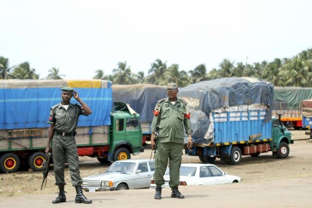 Stranded drivers at Nigerian border say Akufo-Addo's '₵40' handout too small