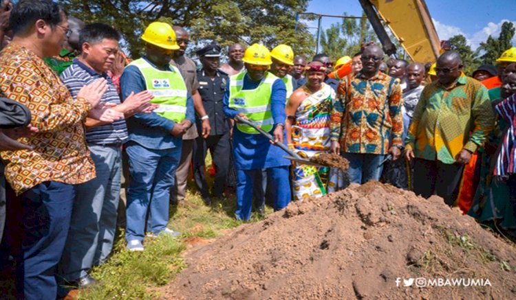 Bawumia Cuts Sod For Eastern Corridor Hohoe-Jasikan-Dodo Pepesu Roads Construction