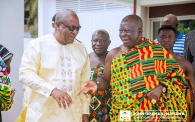 Otumfuo Visits Mahama