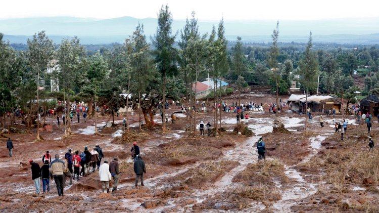 At least a dozen killed in Kenya landslide after torrential rains