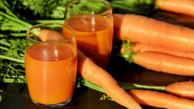 5 tips for how to eat your way to healthier, more radiant skin