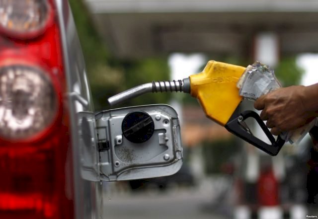 Minority blames fuel price hikes on falling cedi