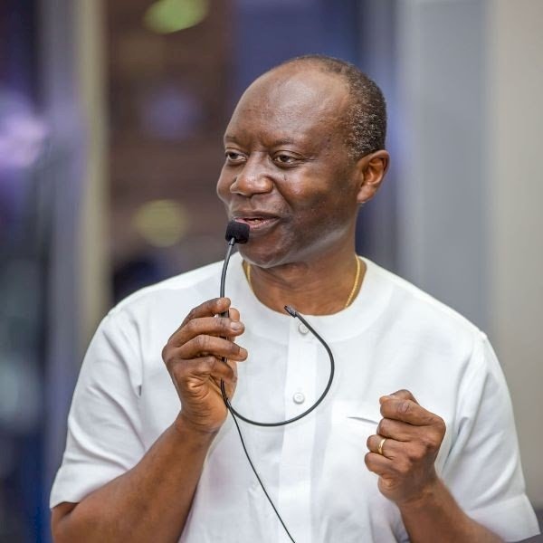 ESLA extends GHS260m 12-yr bond sale
