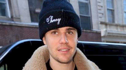 Justin Bieber: Singer reveals he has Lyme disease