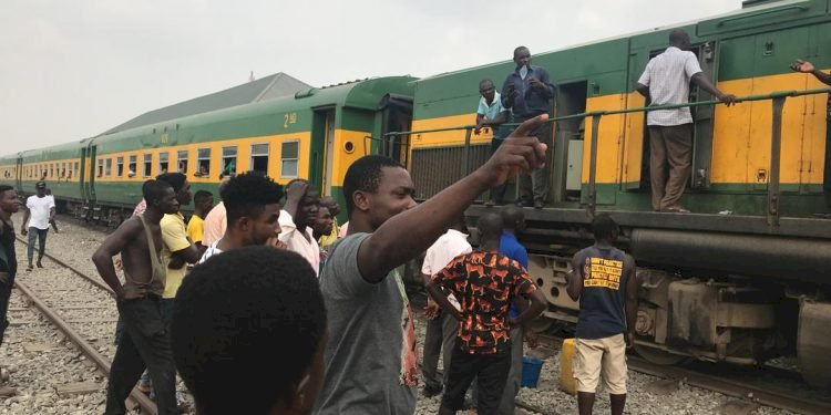 Tarkwa train breaks down, leaves passengers stranded