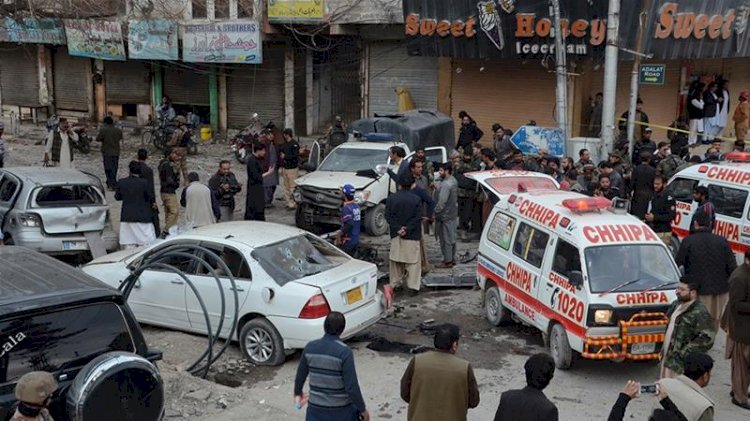 Pakistan: Several killed in suicide attack at religious rally