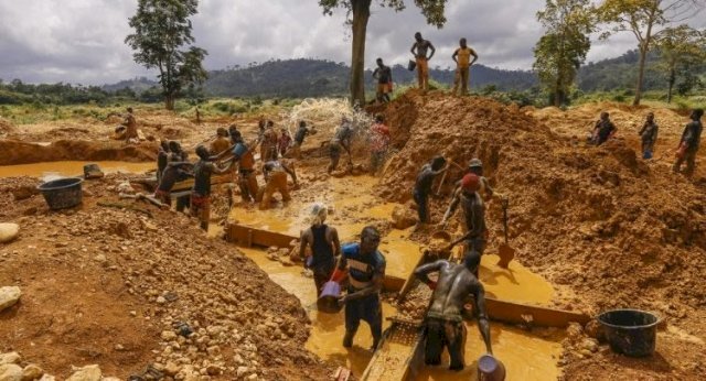 Galamsey: 5 Political members arrested in anti-swoop