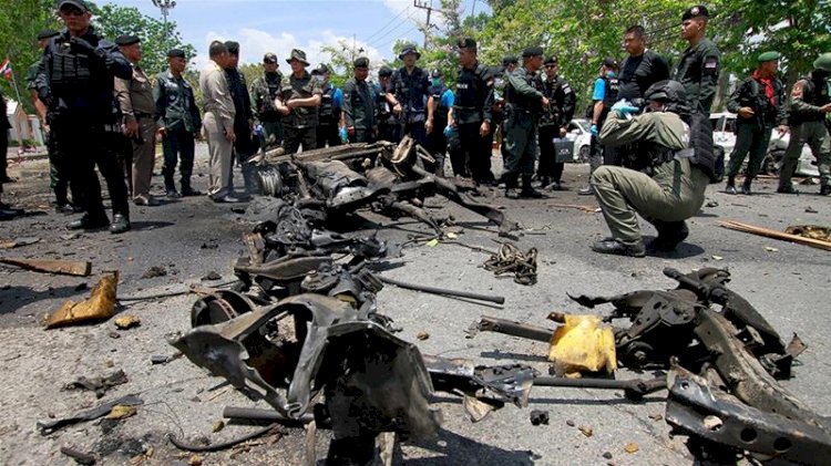 Several wounded in twin bomb attack in Thailand's restive region