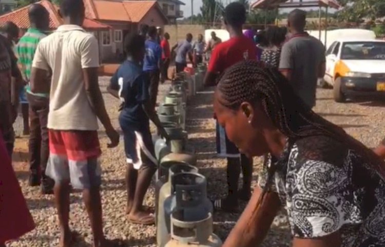 Lpg marketers  demand withdrawal of Cylinder Recovery Levy