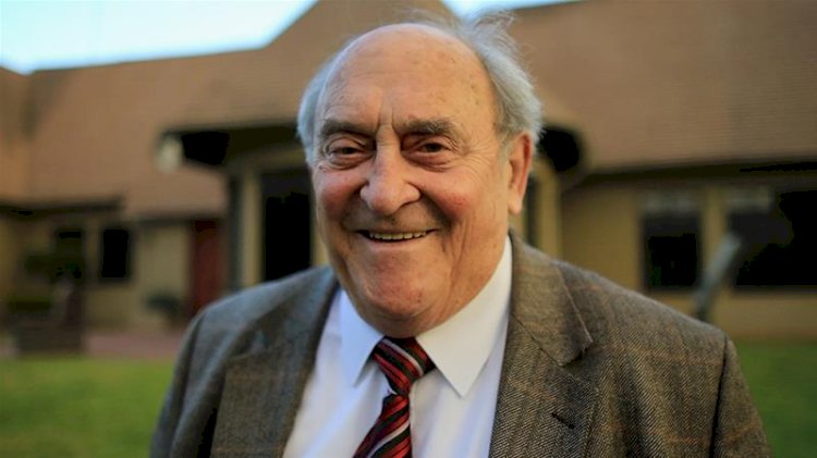 Nelson Mandela ally Denis Goldberg dies