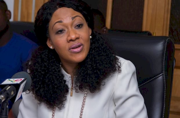 EC Cautions Against Defacing Poster