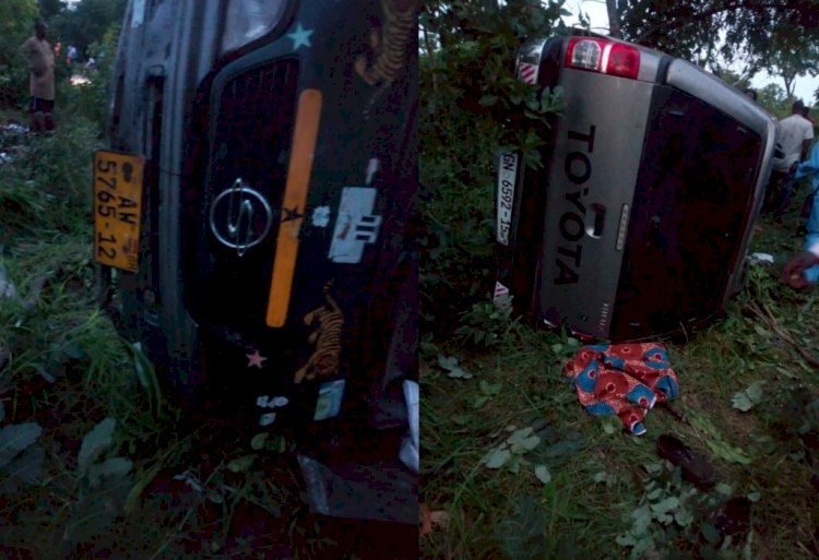 Persons feared dead as two vehicles collide head-on in Bole