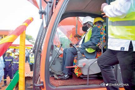 Bawumia Cuts Sod For Nungua Tema Beach Road To Commence