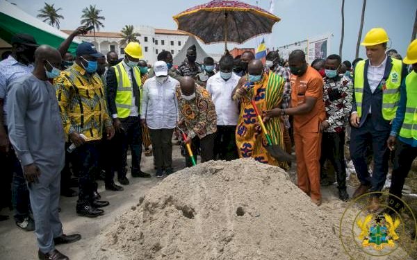 Akufo Addo Cuts sod For Commencement Of Elmina Fishing Port project