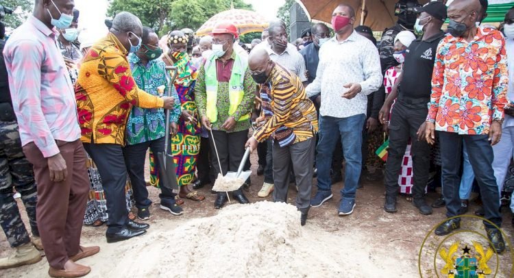 Akufo-Addo Cuts Sod For Accident And Emergency Complex At Dormaa Hospital