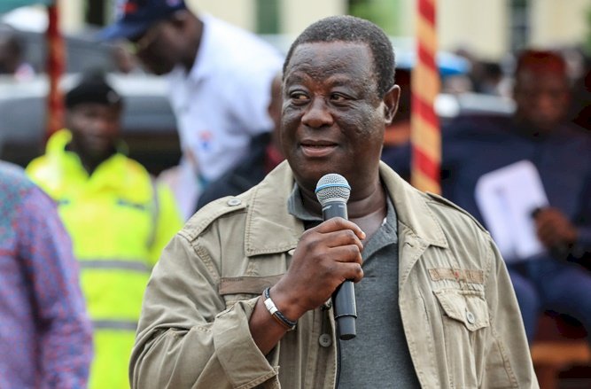 Minister For Roads Cautions Road Contractors Who Do Shoddy Jobs