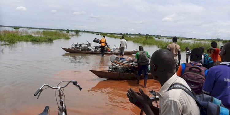 BECE Candidates Left Stranded By Floods Transported To Exam Centre By Canoe In Northern Region