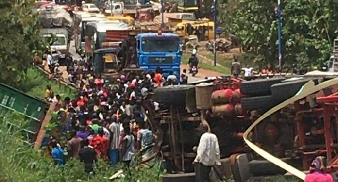 Akomadan:  Accident Kills Three