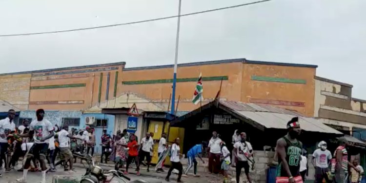 NPP, NDC Supporters Clash In Jamestown, Odododiodoo Constituency