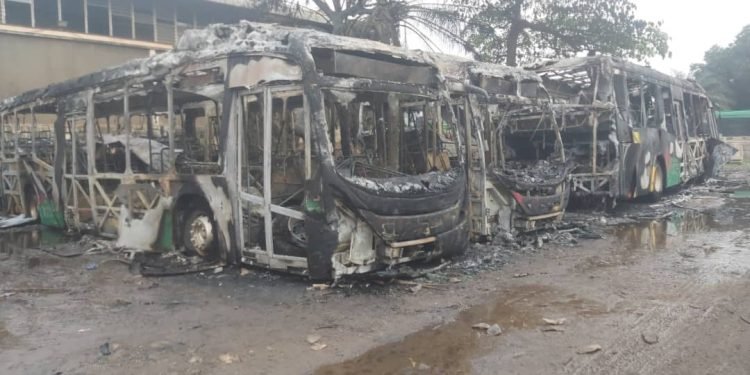 Fire Razes 4 Aayalolo Buses In Kumasi