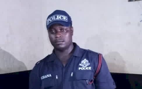 A/R: Man, 25, Posing As Police Officer Nabbed In Kejetia