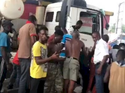 Tema - Motorway: Attendant Feared Dead As Tipper Truck Crashes Into Toll Booth