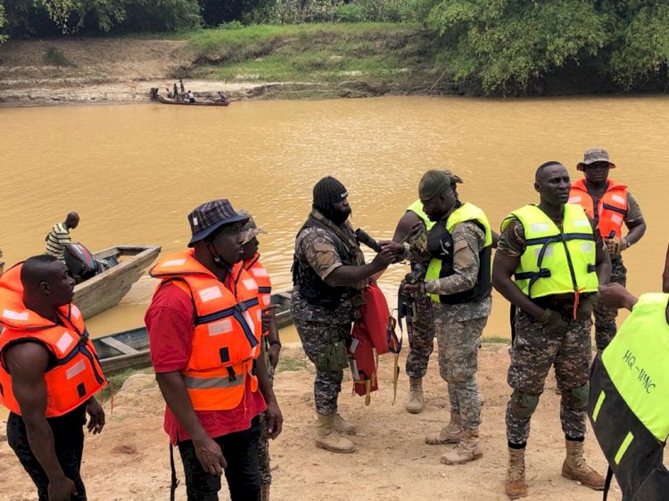 W/R: MUSEC Destroys Galamsey Equipment On Ankobra River