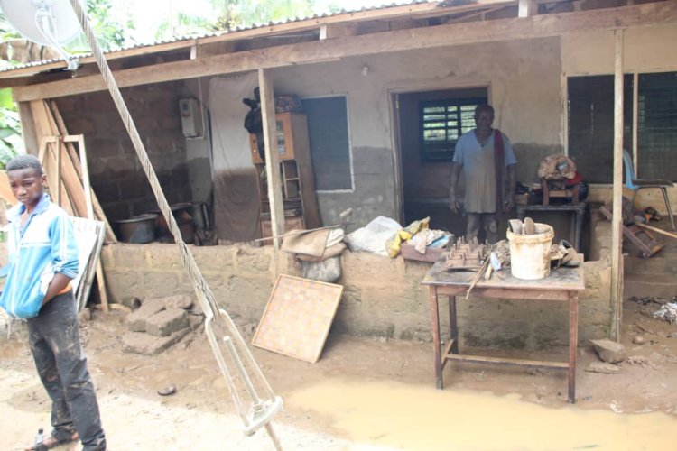 E/R: Family Of Six Escape Death In Devastating Flood