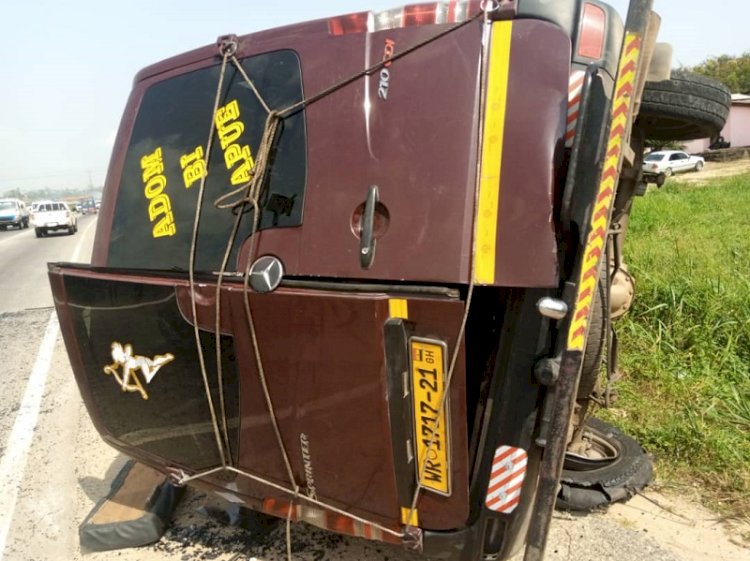 C/R: Driver And Mate Disappear As 19 Sustain Injuries In Accident