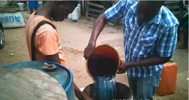 Fisherfolk Alarmed Over Premix ‘Shortage’ At Tema