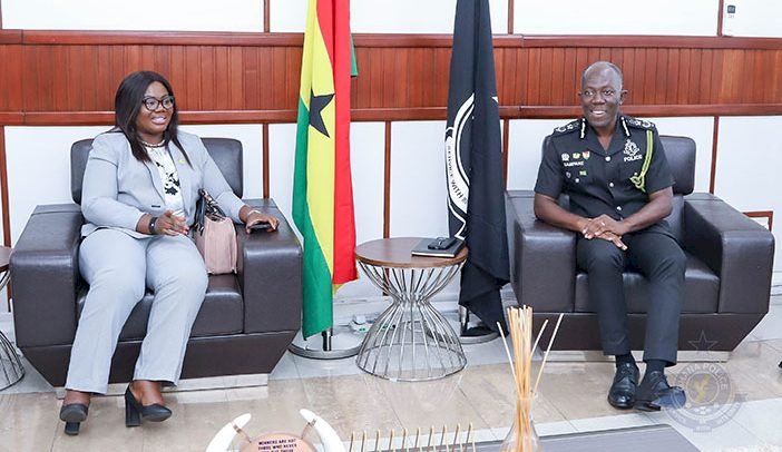 EOCO, Police Service Strengthen Cooperation