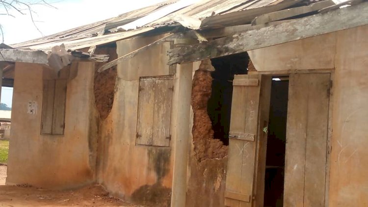 Gomoa Appiakrom Debiso Residents Threaten To Demolish Death Trap School Block