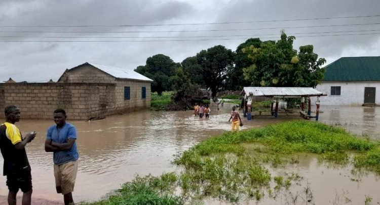 Flood Renders Several Residents Homeless At Gaagbini