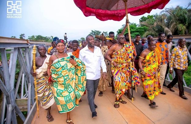 Akyem Otwereso Gets New Steel Bridge