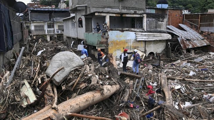 Venezuela Landslides: Dozens Killed As Homes Swept Away