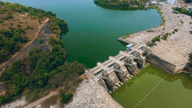 Residents Asked To Relocate As GWCL Spills Excess Water From Weija Dam