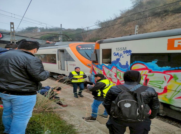 Over 100 Injured In Spanish Train Collision