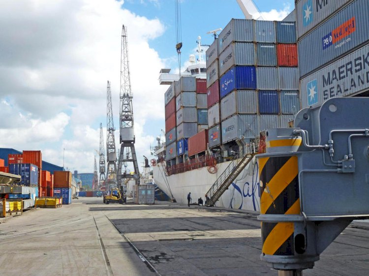 Government Dishonest With Benchmark Discount Reversal - Importers And Exporters