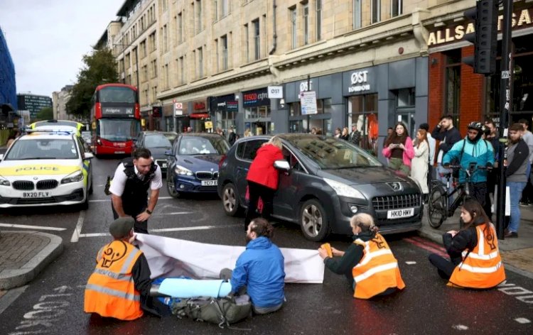 UK: Government To Make It Easier For Police To Stop Protests