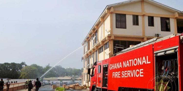 GNFS Swiftly Stops Fire Outbreak At Police Headquarters
