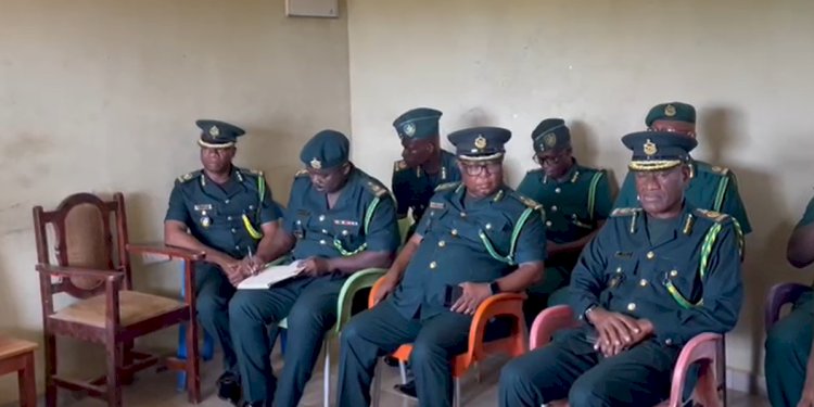 Immigration Service Leadership Visits Family Of Murdered Officer