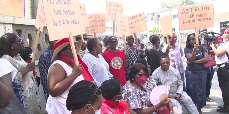 Pensioners To Resume Picketing At Finance Ministry Over Delayed Coupon Payments