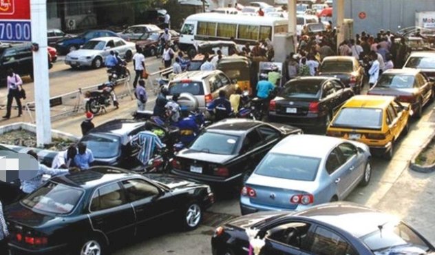 Anambra State Motorists, Residents Lament As Fuel Marketers Shut Down Petrol Station